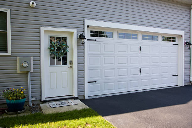 24/7 Emergency Garage Door Roller Replacement experts in Lewiston, ID